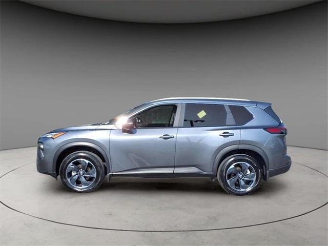 used 2024 Nissan Rogue car, priced at $28,699