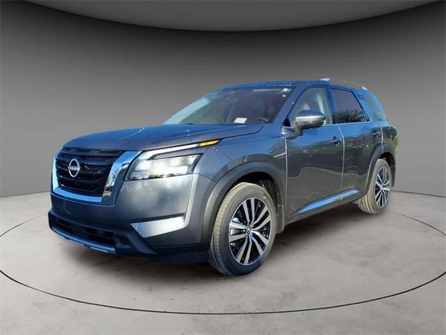 new 2025 Nissan Pathfinder car, priced at $44,646