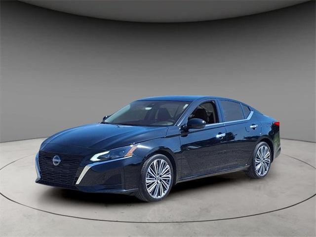 used 2024 Nissan Altima car, priced at $27,651