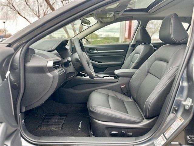 new 2025 Nissan Altima car, priced at $37,230