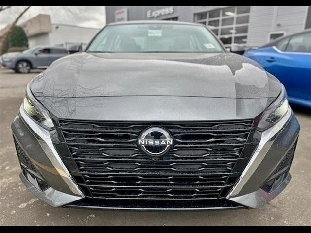 new 2025 Nissan Altima car, priced at $37,230