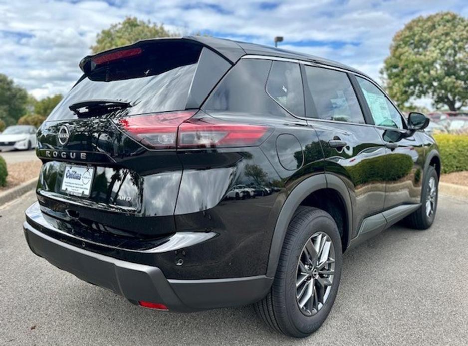 new 2025 Nissan Rogue car, priced at $31,202