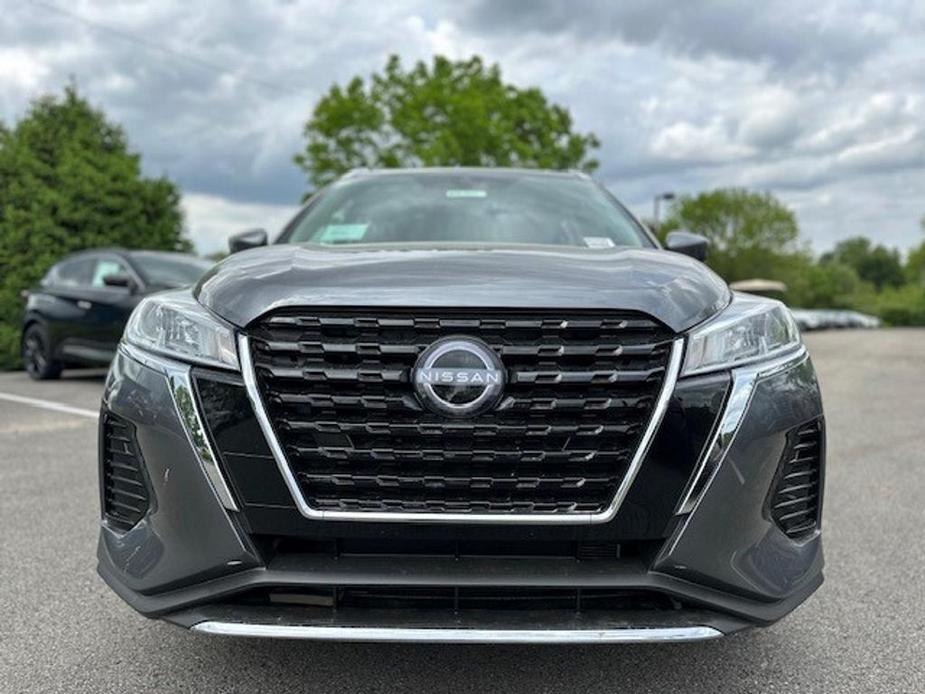 new 2024 Nissan Kicks car, priced at $24,009