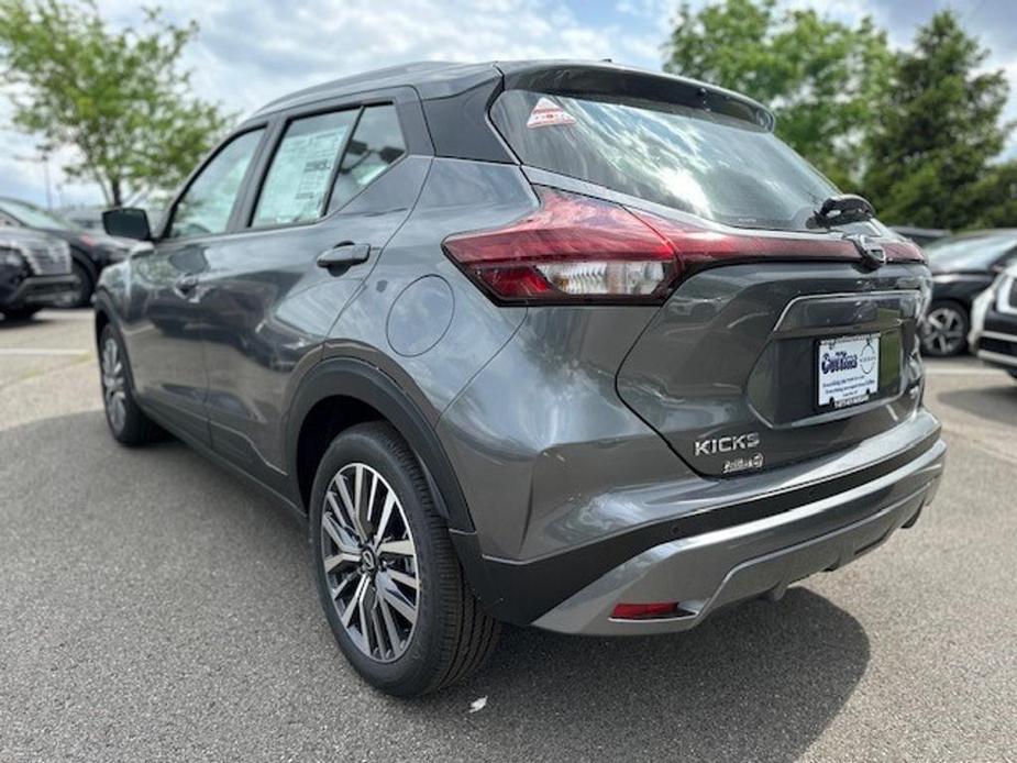 new 2024 Nissan Kicks car, priced at $24,009