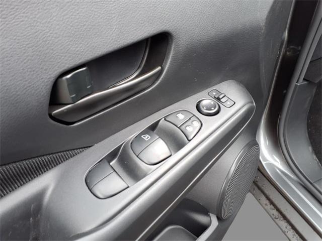 new 2025 Nissan Kicks Play car, priced at $23,760