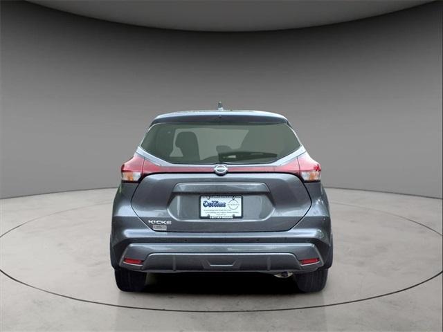 new 2025 Nissan Kicks Play car, priced at $23,760