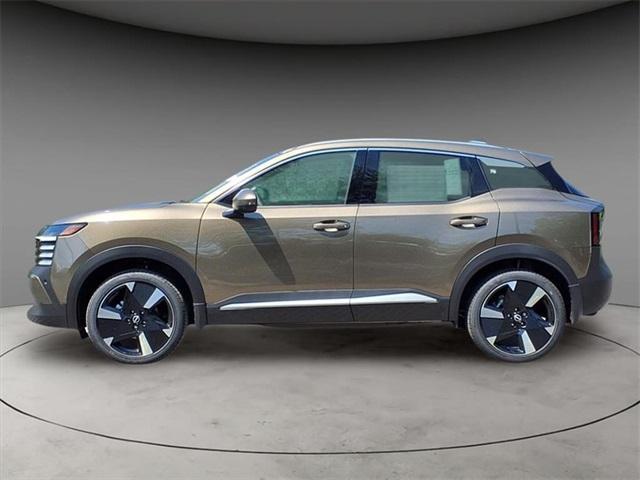 new 2025 Nissan Kicks car, priced at $30,248