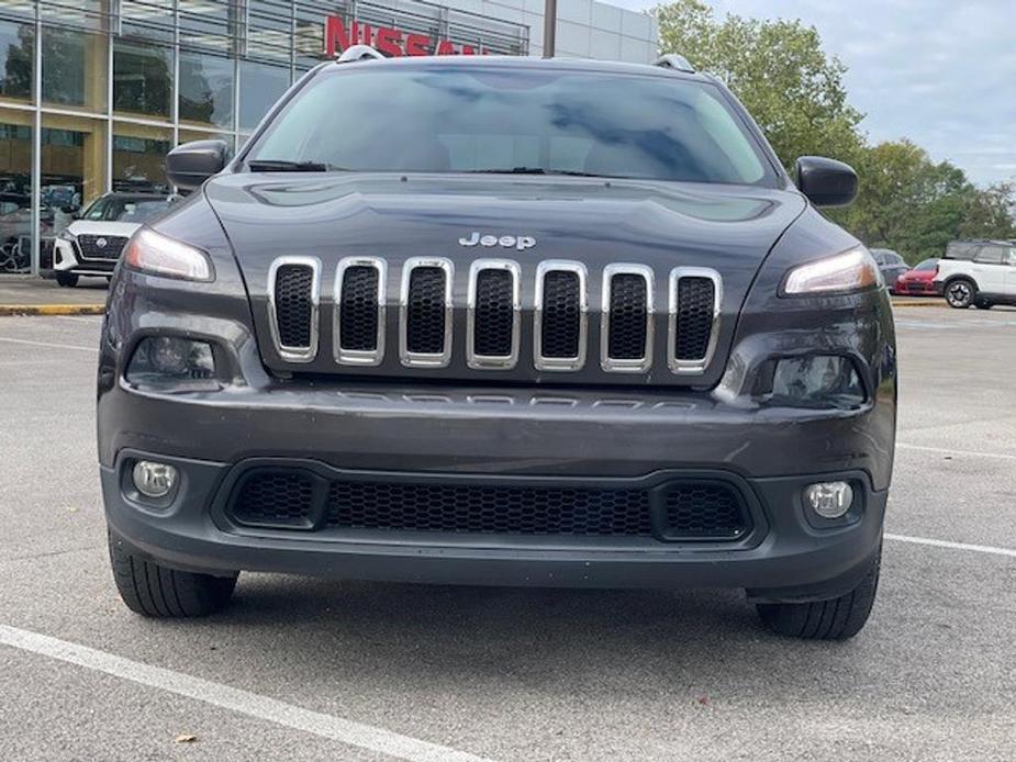 used 2016 Jeep Cherokee car, priced at $12,995