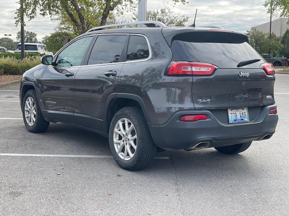 used 2016 Jeep Cherokee car, priced at $12,995