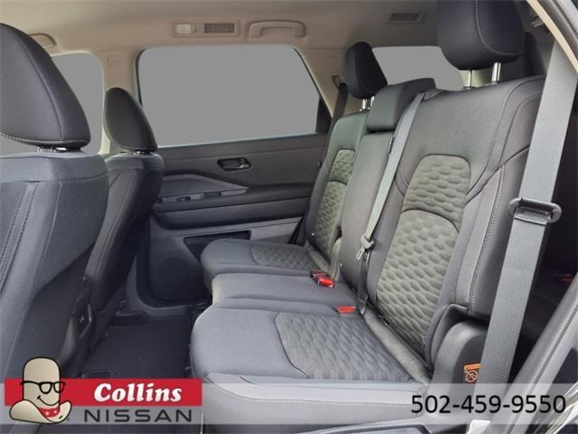 new 2025 Nissan Pathfinder car, priced at $36,851