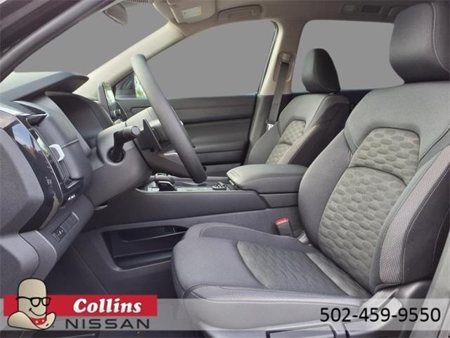 new 2025 Nissan Pathfinder car, priced at $36,851