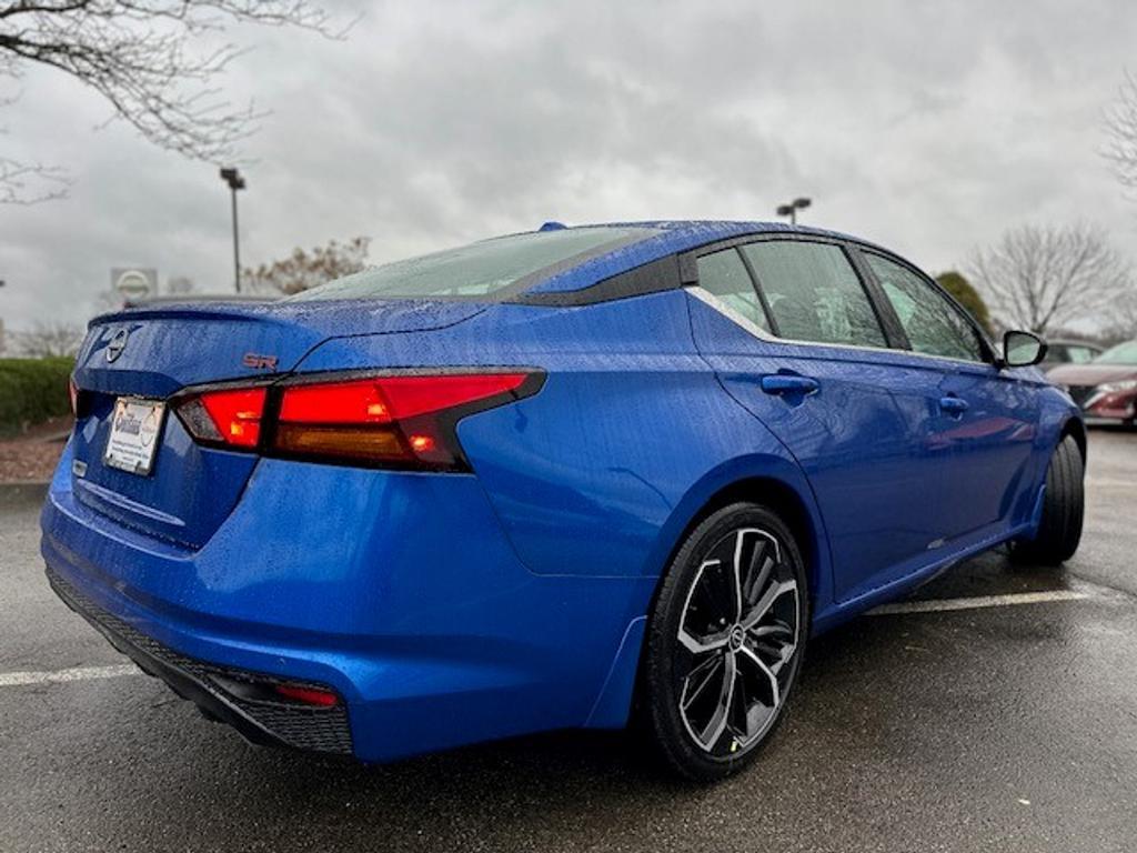 new 2025 Nissan Altima car, priced at $34,100