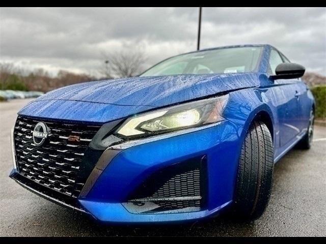 new 2025 Nissan Altima car, priced at $30,894