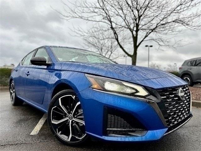 new 2025 Nissan Altima car, priced at $32,100