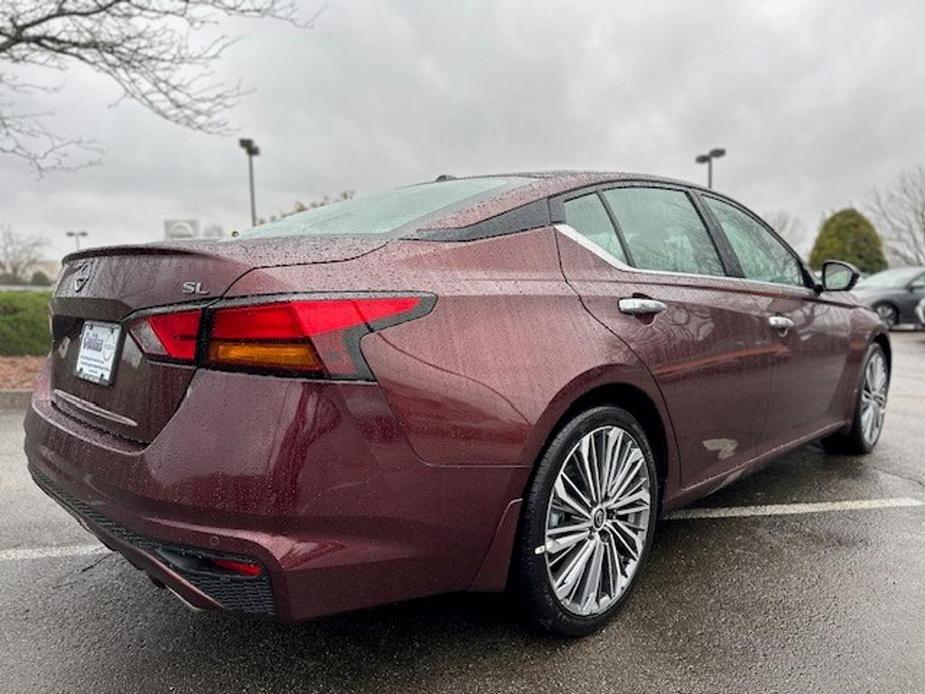 new 2025 Nissan Altima car, priced at $35,770