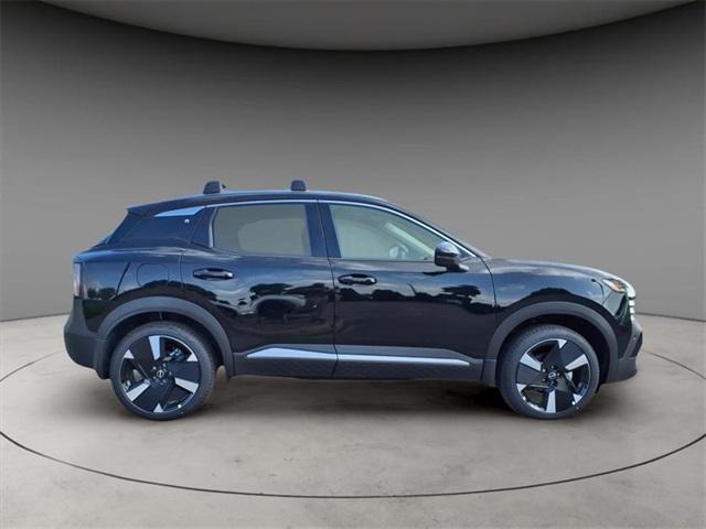 new 2025 Nissan Kicks car, priced at $30,065