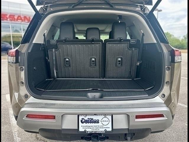 new 2025 Nissan Pathfinder car, priced at $49,528