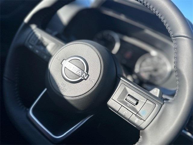 new 2025 Nissan Pathfinder car, priced at $40,219