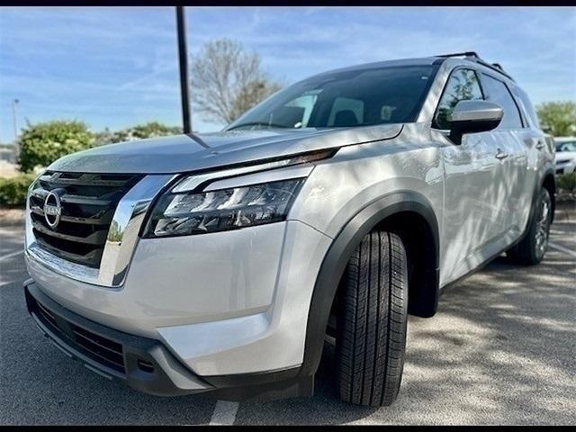new 2025 Nissan Pathfinder car, priced at $42,000