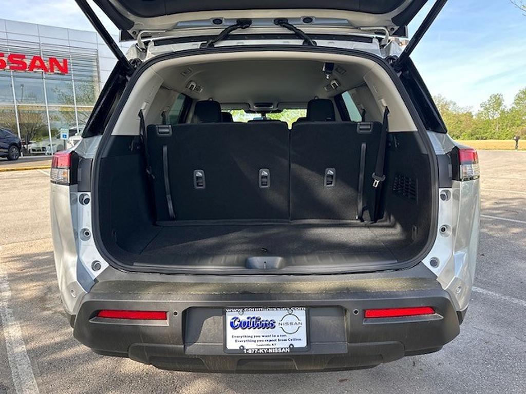 new 2025 Nissan Pathfinder car, priced at $43,775