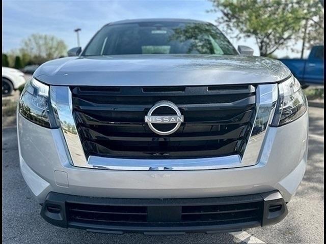 new 2025 Nissan Pathfinder car, priced at $42,000
