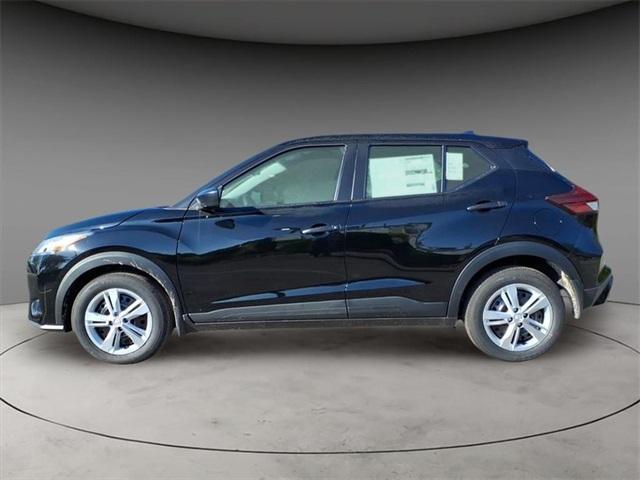 new 2025 Nissan Kicks Play car, priced at $22,147