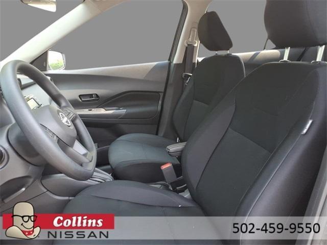 new 2025 Nissan Kicks Play car