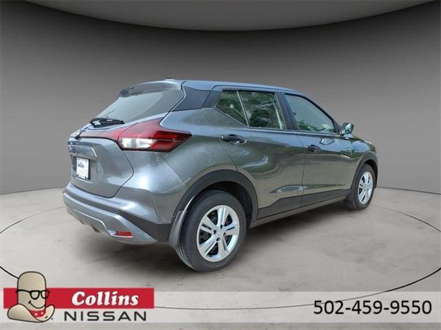 new 2025 Nissan Kicks Play car