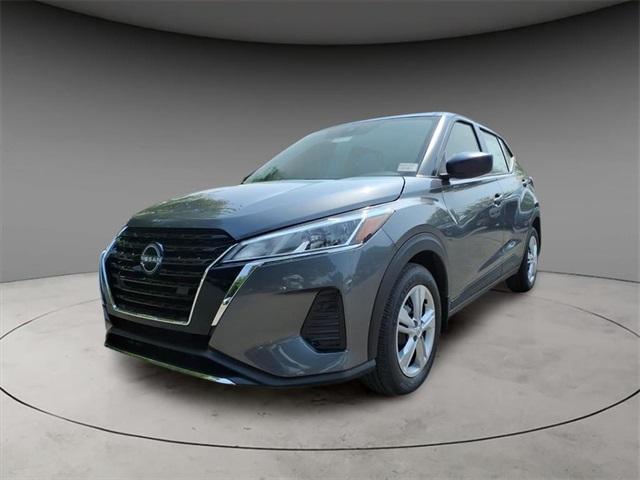 new 2025 Nissan Kicks Play car