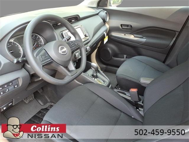 new 2025 Nissan Kicks Play car