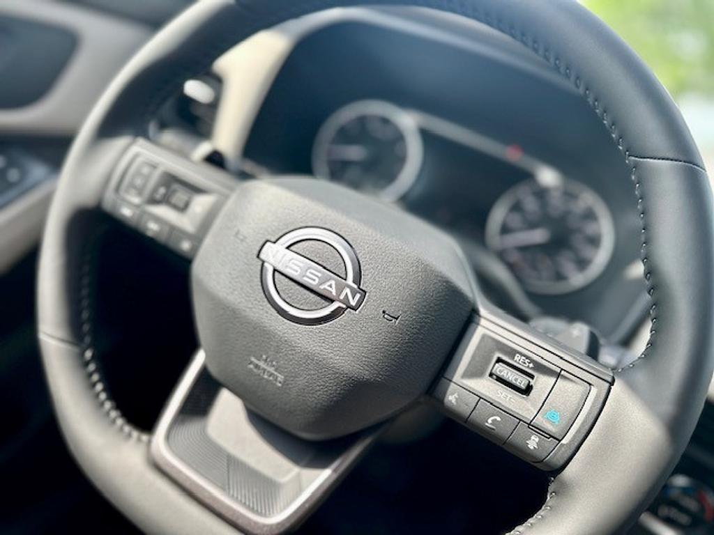 new 2025 Nissan Rogue car, priced at $31,985