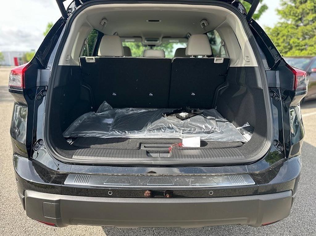 new 2025 Nissan Rogue car, priced at $31,985