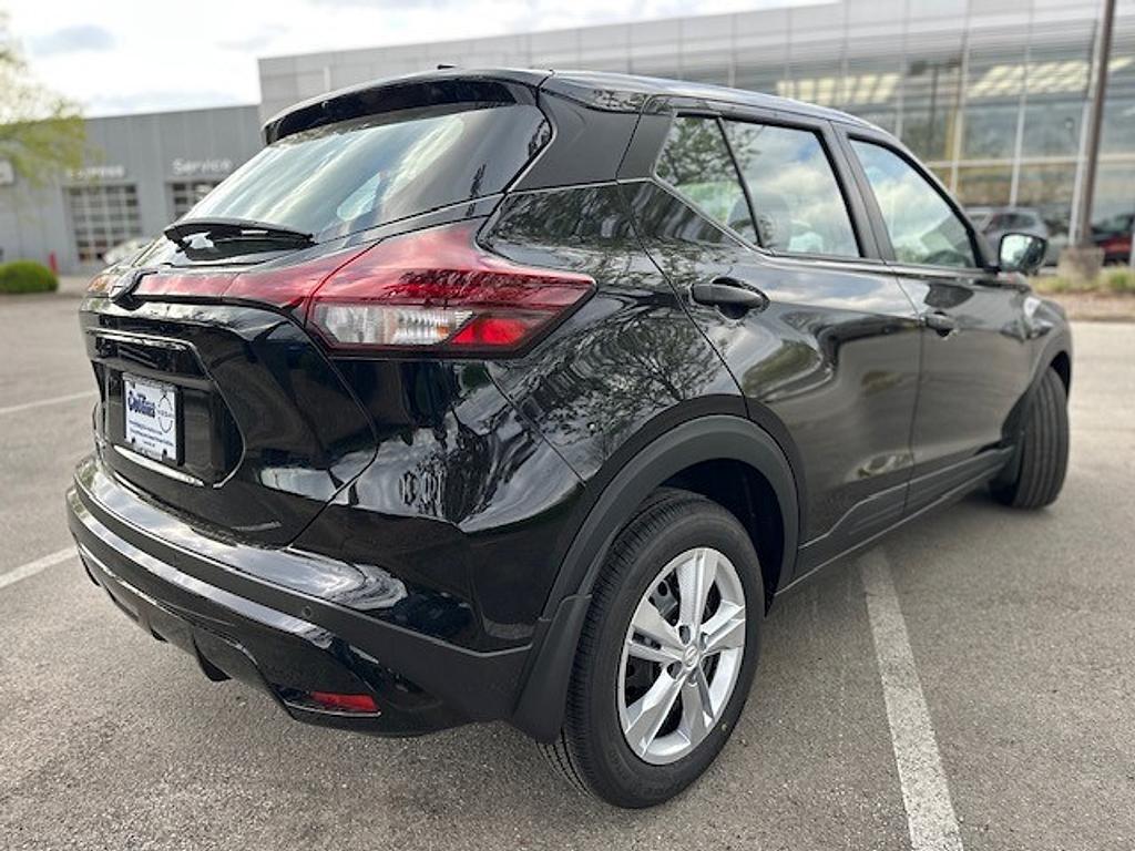 new 2025 Nissan Kicks car, priced at $23,760