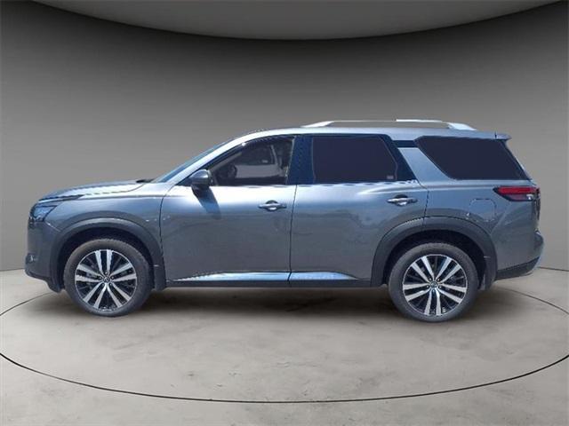 new 2025 Nissan Pathfinder car, priced at $49,667