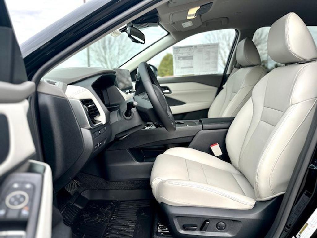 new 2025 Nissan Rogue car, priced at $38,485