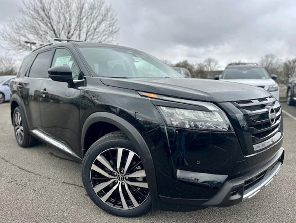 new 2025 Nissan Pathfinder car, priced at $55,600