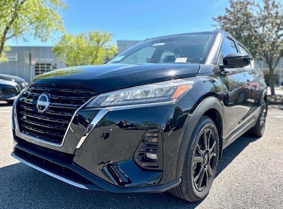 new 2024 Nissan Kicks car, priced at $25,378