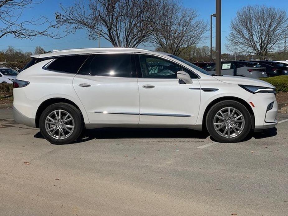 used 2024 Buick Enclave car, priced at $40,995