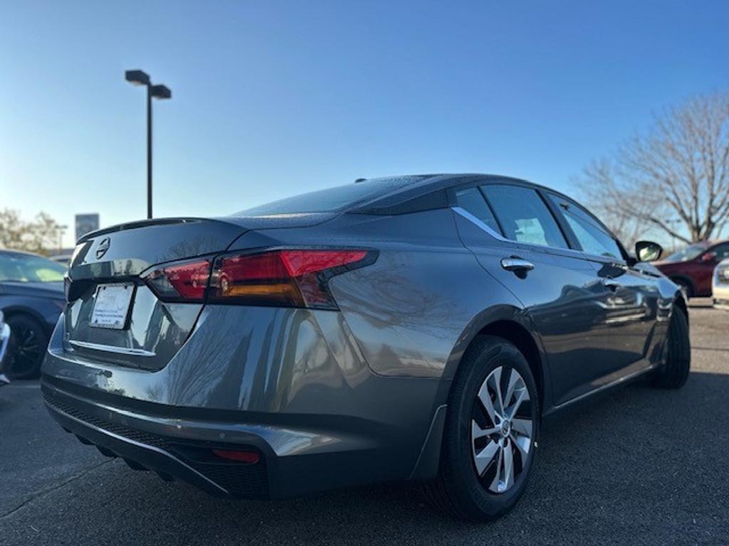 new 2025 Nissan Altima car, priced at $27,287