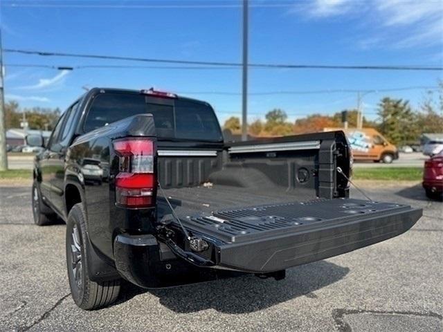 new 2025 Nissan Frontier car, priced at $40,356