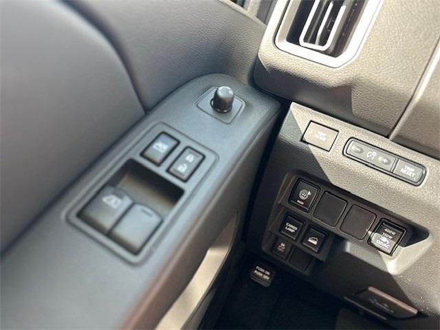 new 2025 Nissan Frontier car, priced at $36,020