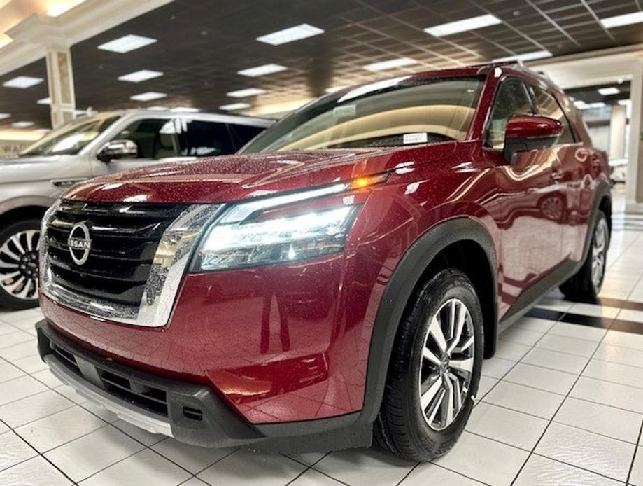 new 2024 Nissan Pathfinder car, priced at $44,082