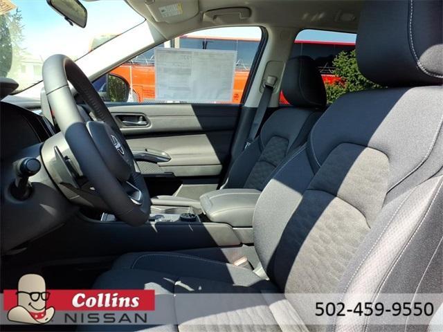 new 2025 Nissan Pathfinder car