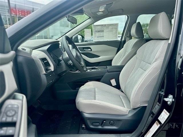 new 2025 Nissan Rogue car, priced at $31,985
