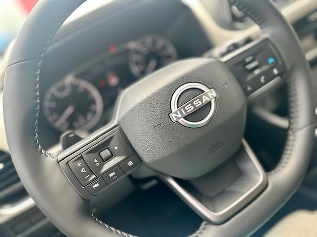 new 2025 Nissan Rogue car, priced at $31,985