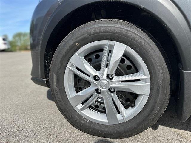 new 2025 Nissan Kicks Play car, priced at $23,179
