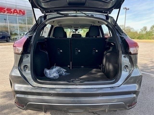 new 2025 Nissan Kicks Play car, priced at $23,179