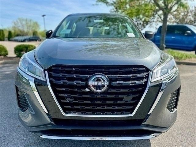 new 2025 Nissan Kicks Play car, priced at $23,179