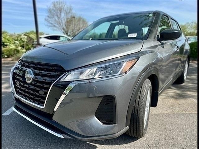 new 2025 Nissan Kicks Play car, priced at $23,179
