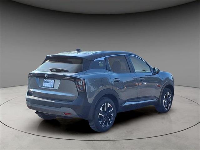 new 2025 Nissan Kicks car, priced at $29,210